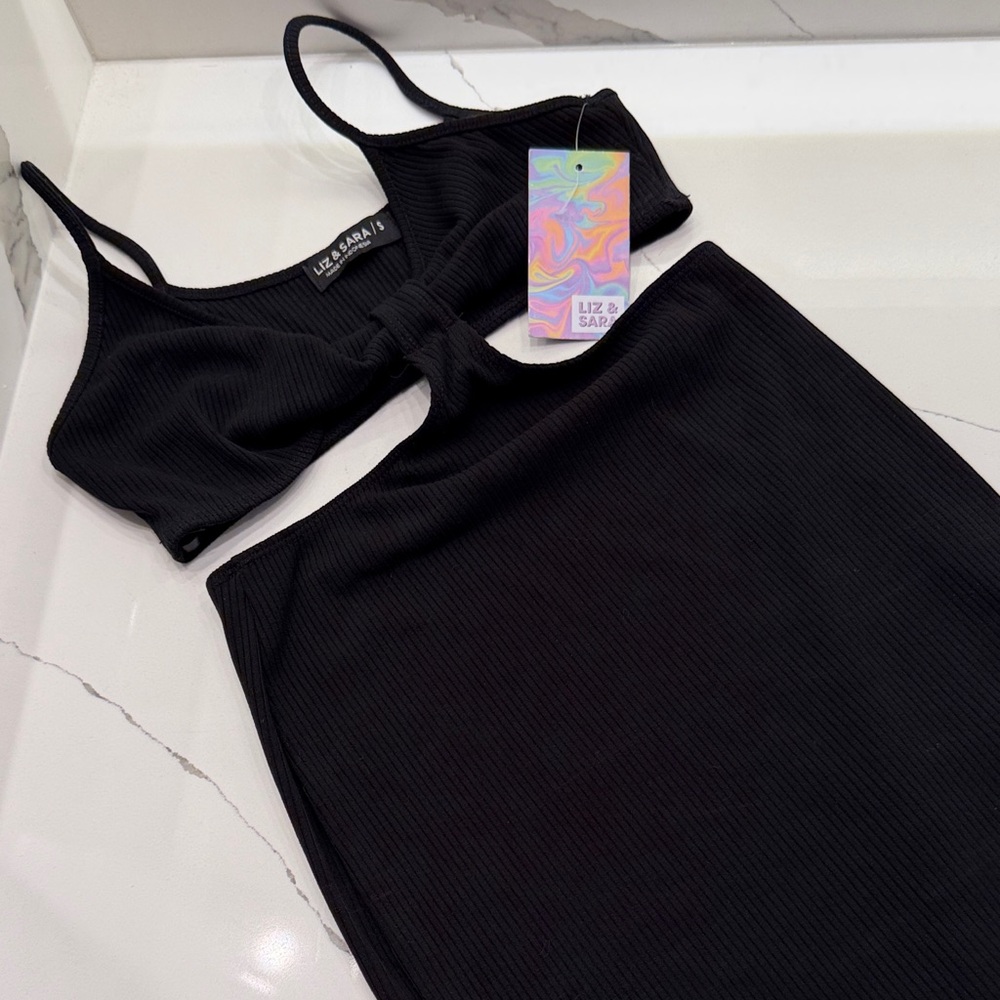Black Cut Out Dress‎